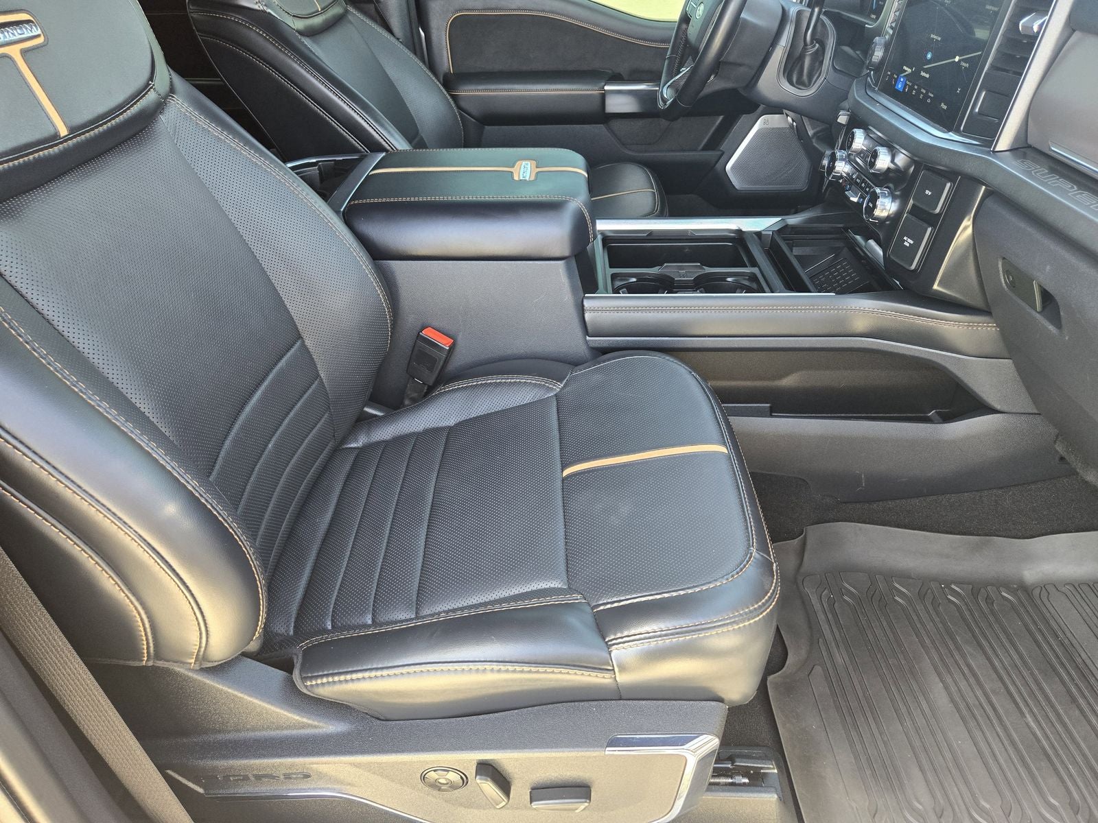 2024 Ford F-350SD Platinum DRW