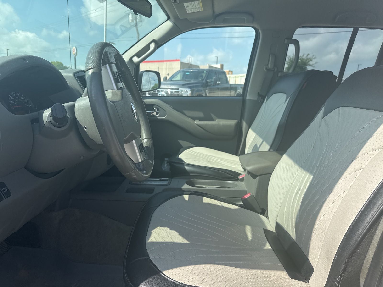 2014 Nissan Frontier SV