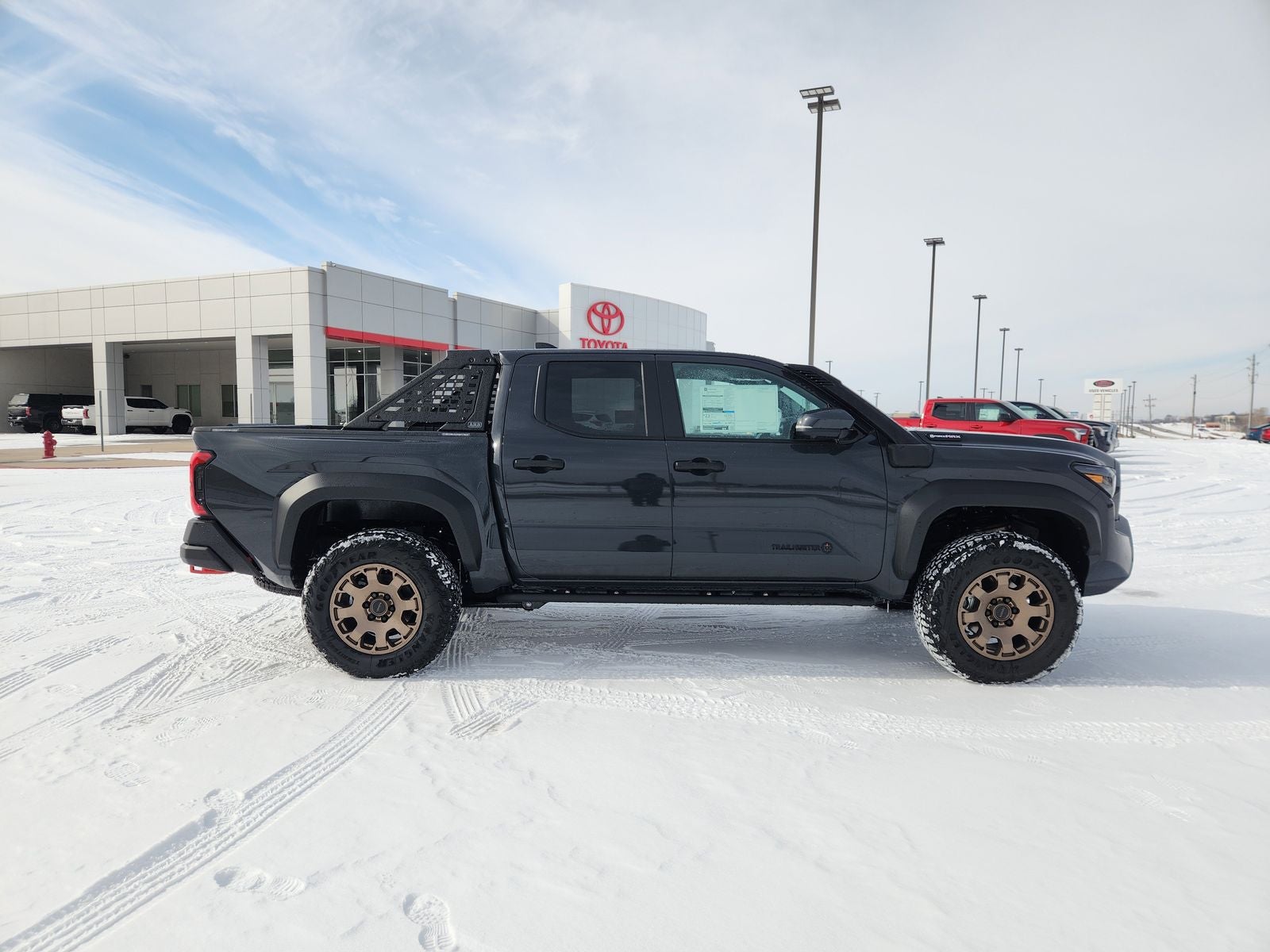 2026 Toyota Tacoma i-FORCE MAX Tacoma Trailhunter
