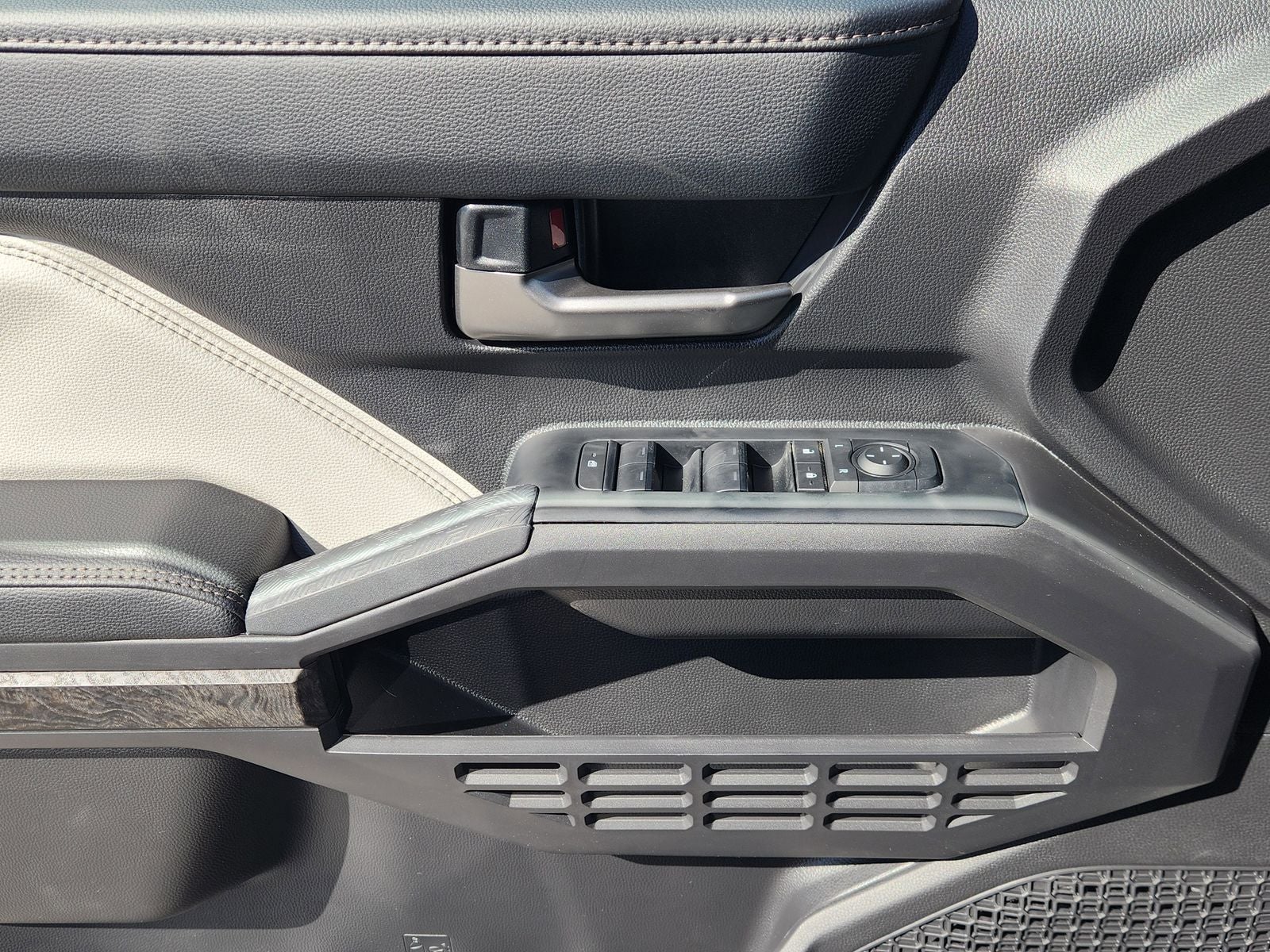 2026 Toyota Tacoma i-FORCE MAX Tacoma Limited