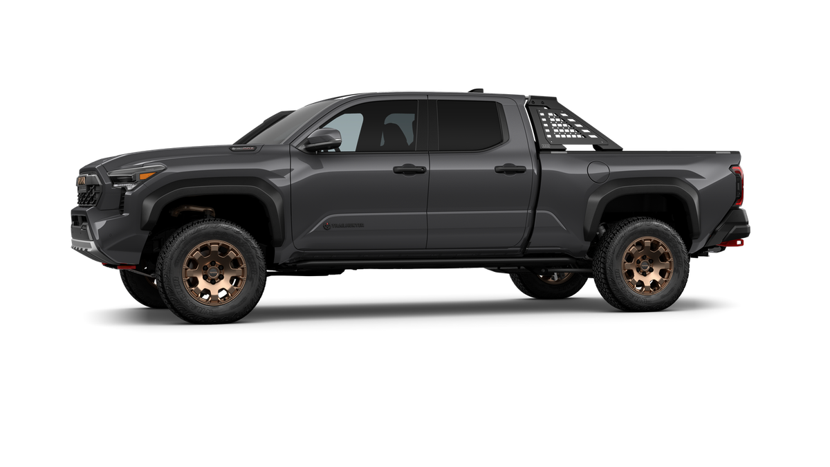 2026 Toyota Tacoma i-FORCE MAX Tacoma Trailhunter