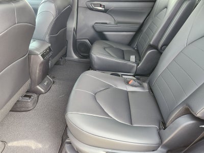 2026 Toyota Highlander Hybrid XLE