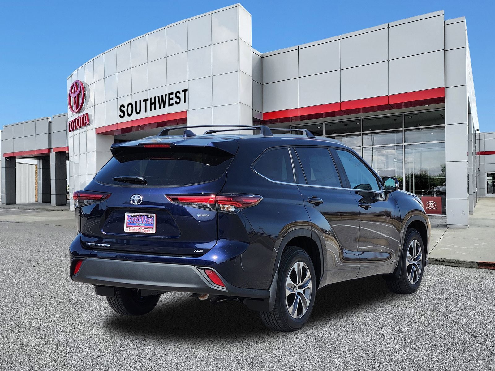 2026 Toyota Highlander Hybrid XLE