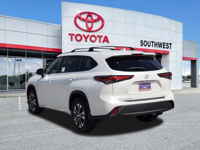 2026 Toyota Highlander XLE