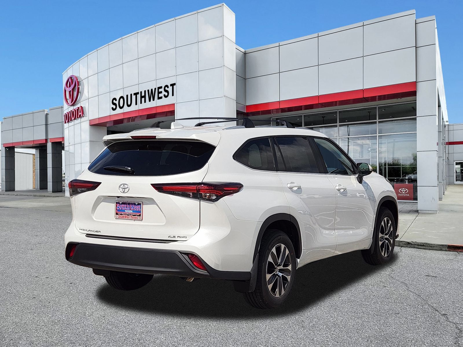 2026 Toyota Highlander XLE