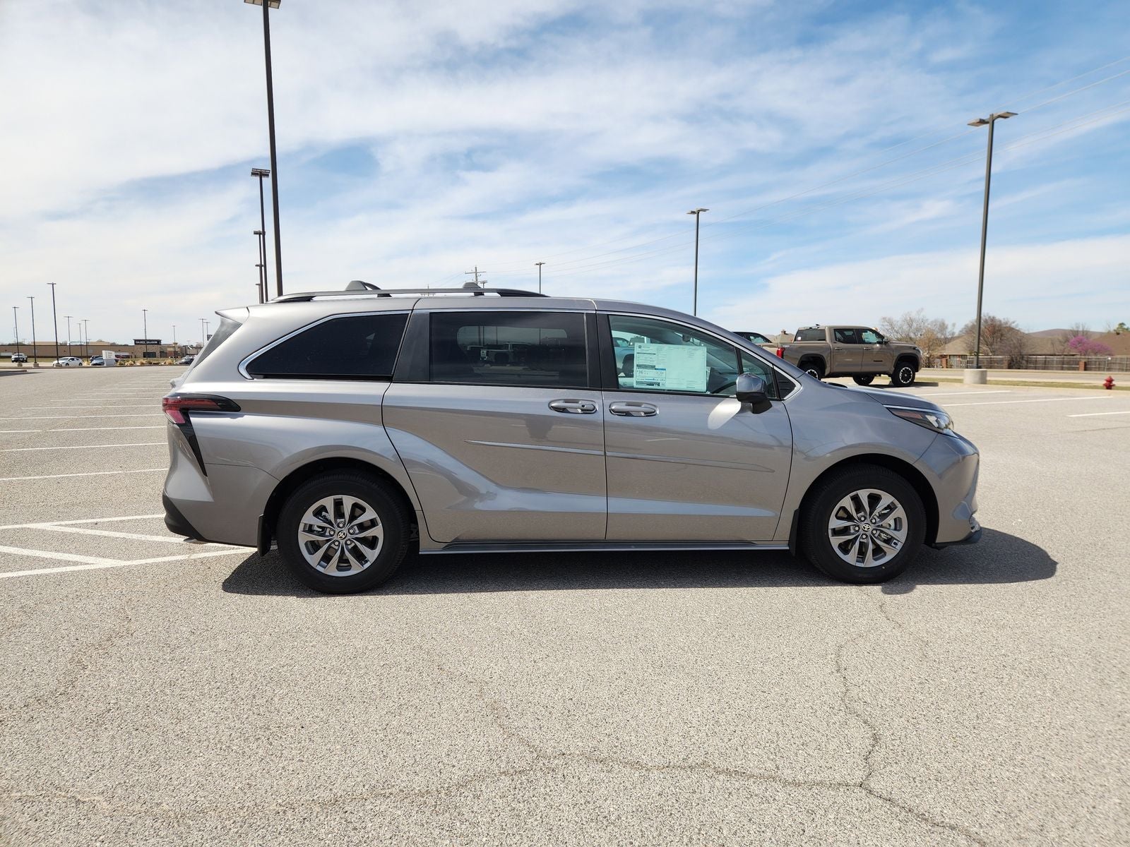 2026 Toyota Sienna LE