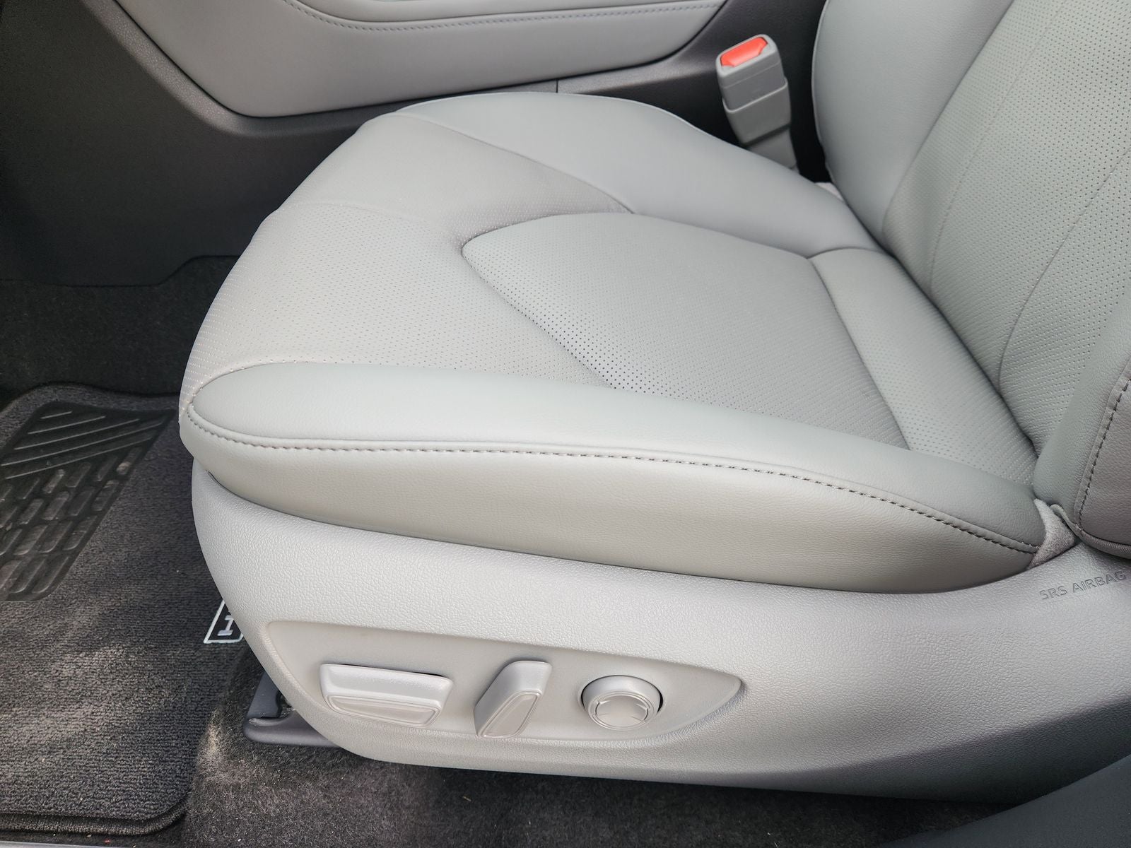 2026 Toyota Highlander Hybrid Limited