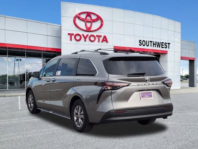 2026 Toyota Sienna XLE