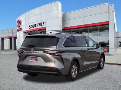 2026 Toyota Sienna XLE