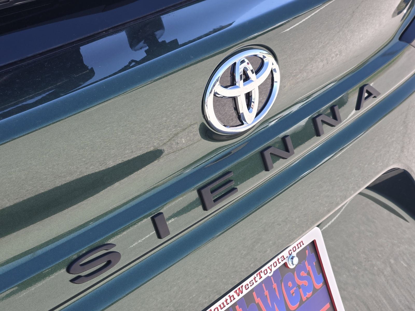 2026 Toyota Sienna XLE