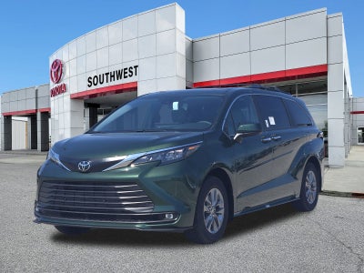 2026 Toyota Sienna XLE