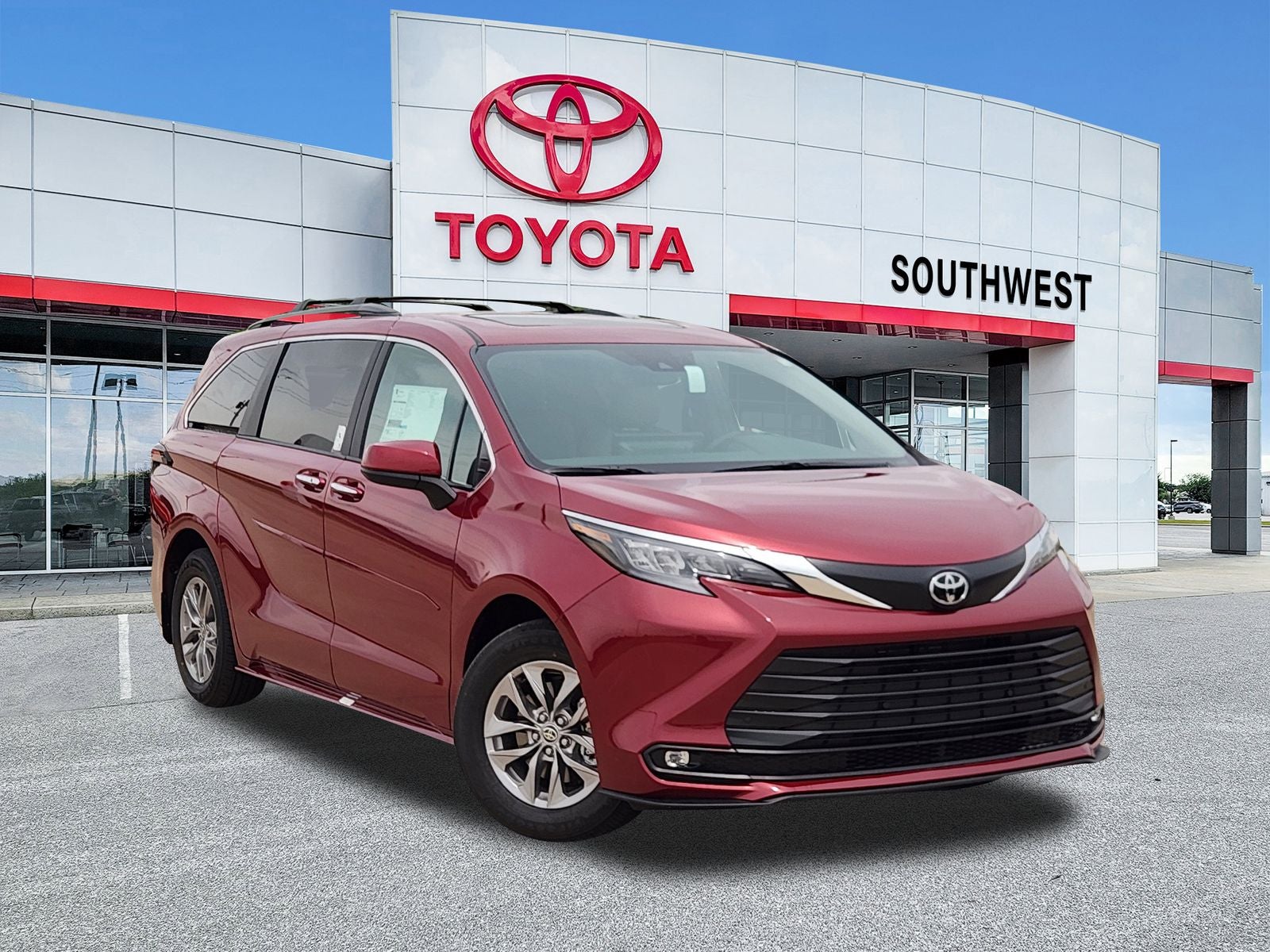 2026 Toyota Sienna XLE 8-Passenger Hybrid FWD's photo