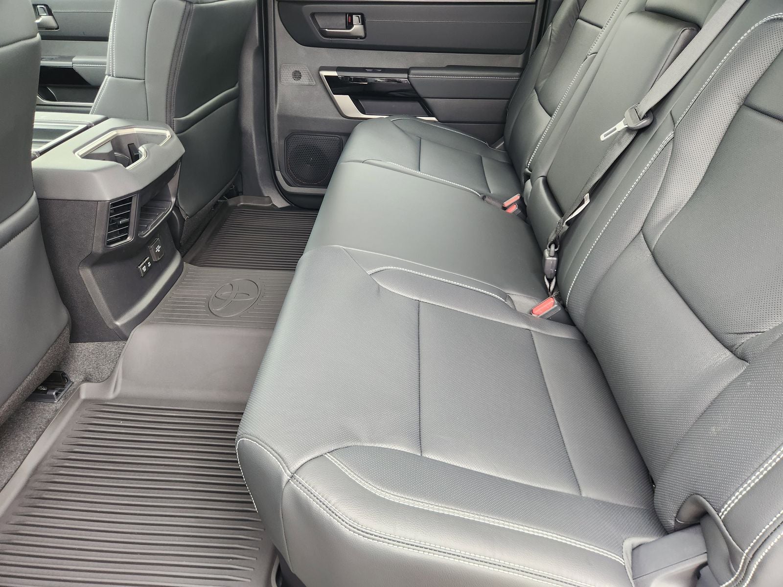 2026 Toyota Tundra i-FORCE MAX Tundra Limited